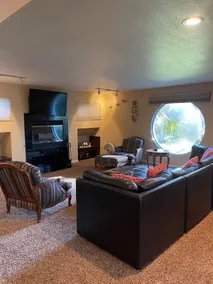 Relaxing, spacious, secluded house on the Calaveras River with private dock! - Image 2