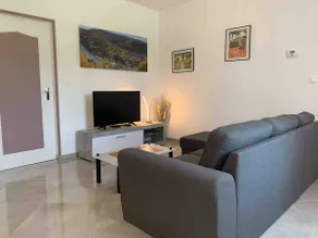 Renovated 90 m² apartment with Meuse view - Image 4