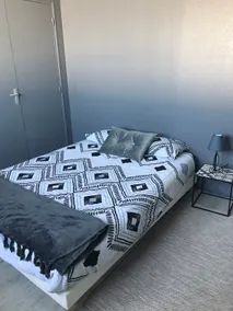 Spacious bright apartment - Image 3
