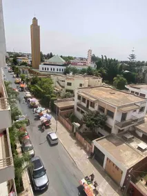 Huge 4 bedroom Condo 2 min walking to TGV train - Image 3