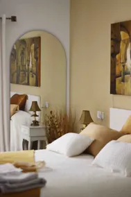Matilde's Back Room - Image 2