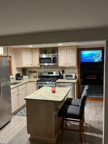 Cozy home 1 mi from Storyland and ski resorts - Image 4