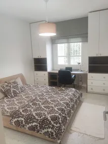 Tranquil apartment with small garden - Image 4