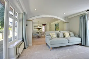 Three Trees Cottage: delightful and airy - Image 4