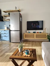 Sea view apt. with walking distance beach access. - Image 4