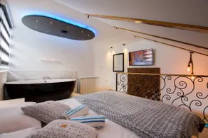 Mountain style duplex apartment - Image 4