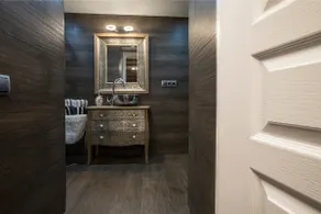 Stylish loft in Montserrat - Image 4