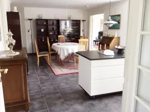 Attractive year-round house for short or long-term rentals - Image 2