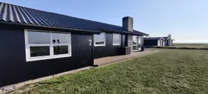Cozy cottage with beautiful sea views - Image 3