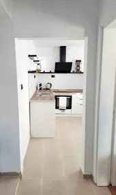 White House Apartments - Boho - Image 3