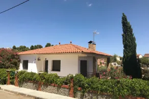 House with pool 30 minutes from Barcelona - Image 2