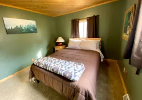 The Perfect Marquette Escape Near Sugarloaf - Image 5