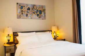 SoH Private Guest Suite (Separate Bath, Entrance) - Image 2