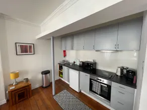 Lovely 2 bedroom flat in the heart of the city - Image 2