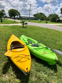 🌴ISLAND TIME! DOCK⚓️POOL🏊🏻‍♀️KAYAKS🛶Boat to Beach🏖 Pets - Image 5