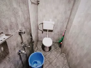 Green View Home Stay - Image 2