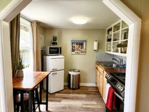 Cabin 04 Pet friendly *Updated* Studio+ kitchen - Image 4
