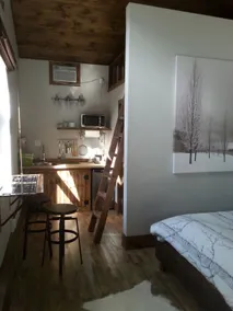 L'Atelier Suite with private hot tub - Image 4