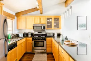 Ski-In/Ski-Out Remodeled Property at Snow Summit - Image 3