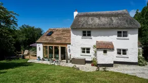 Coastal Cottage-Family Friendly. With beach pass - Image 3