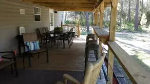 Quiet getaway in updated home in Fl state forest - Image 3