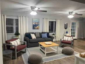 Vero Beach Home w/ Work Spaces, 10 min to Beach - Image 4