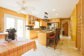 Beautiful and Spacious Hacienda Ranch Home - Image 4