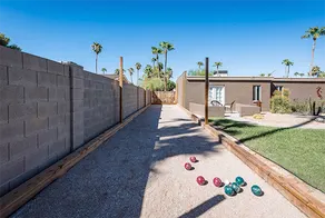 Scottsdale escape with luxury & endless amenities - Image 2
