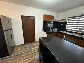 S2 | Centrally-located Apartment | Parking & Wi-Fi - Image 5