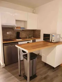 Beautiful quiet apartment with garden - Image 3