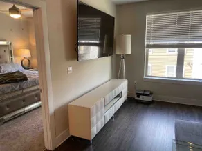 Noda luxury Charlotte - Image 2