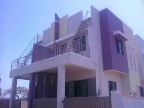 2BHK AC Row House Bunglow in good locality - Image 2