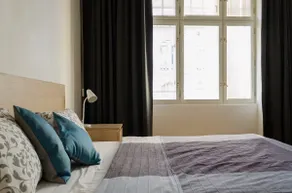 Spacious townhouse apartment - Image 2
