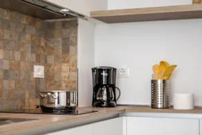 Apartamento \"Camelia\" cerca del Lago de Garda con Wi-Fi y jardín - Image 4