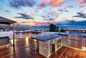 * Ocean view rooftop* Peloton* Modern & New - Image 2