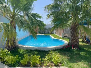Private house with pool and garden, not overlooked - Image 3