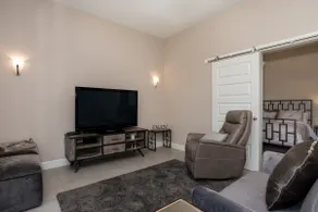 Beautiful Newer Condo in DT Bentonville! - Image 2