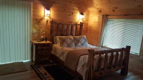 Black Bear Den - Image 2