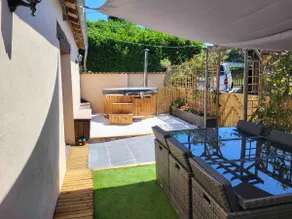 La Marinette-Sleeps 8+ Private Jacuzzi Shared Pool - Image 2