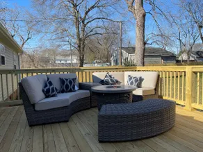 Beautiful new construction near the river - Image 3