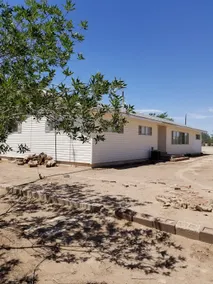 Trista's Farmhouse with EV Charging - Image 2