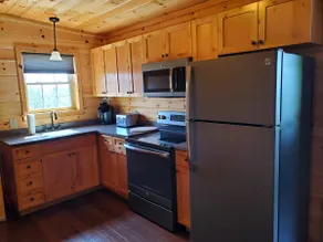 Newly remodeled 4-bed/ 2-bath home on Seneca Lake - Image 3