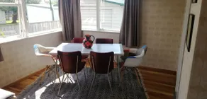 Super Central Cosy Greytown House with Garage - Image 5
