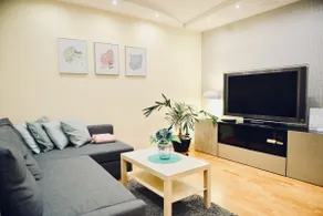 JessApart - Babka Tower Apartment - Image 3