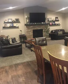 3 Bed / 2.5 Bath upscale home! - Image 3