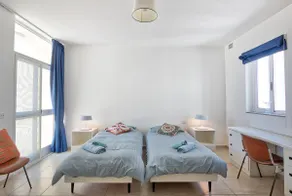 HV12 - Sea Front Penthouse - Image 4