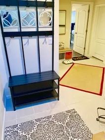 Deluxe City Escape, Zen ”Maple Leaf” Garden Apt - Image 4