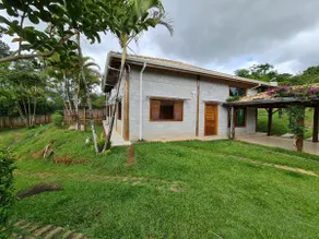 Lake House - Image 4
