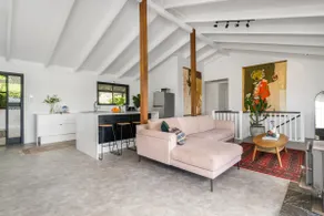 The Sunset House - Image 4
