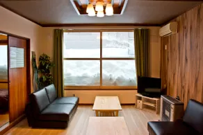 If you are going to Asahiyama Zoo, come here! Up to 12 people/3 parking spaces on site/air conditioning - Image 3